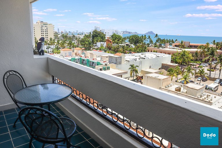 Departamento en Mazatlan con vista al mar y piscina