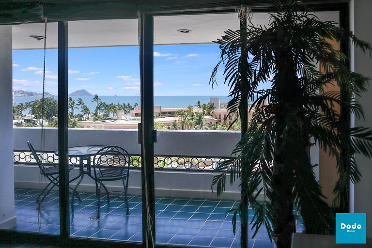 Departamento en Mazatlan con vista al mar y piscina