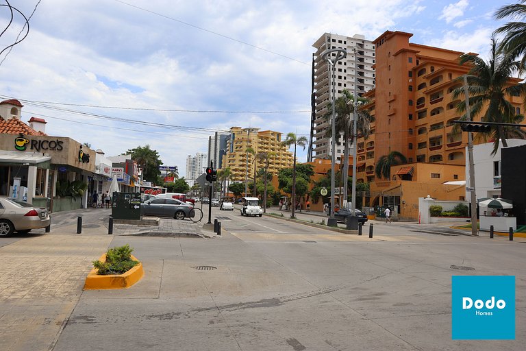 Departamento en Mazatlan con alberca en zona dorada.