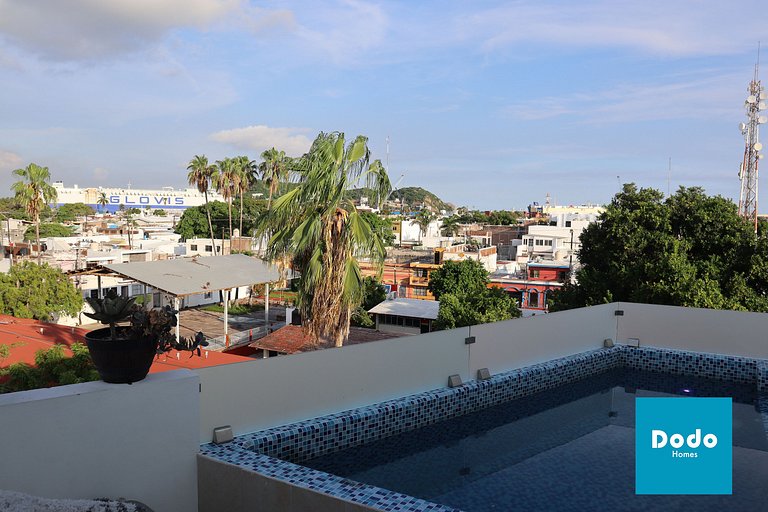 Casa en Mazatlan con alberca privada en centro historico