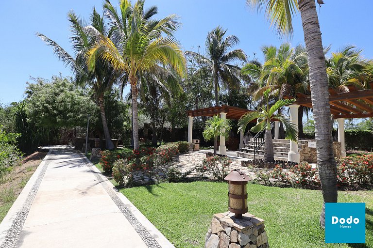 Departamentos a pie de la Marina Mazatlan