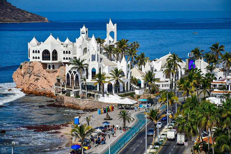 Casa en Mazatlan con alberca a 3 min. de la playa #1871