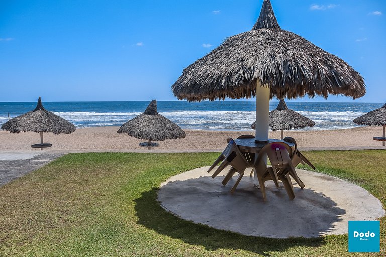 Departamento en Mazatlan con acceso a la playa y alberca com