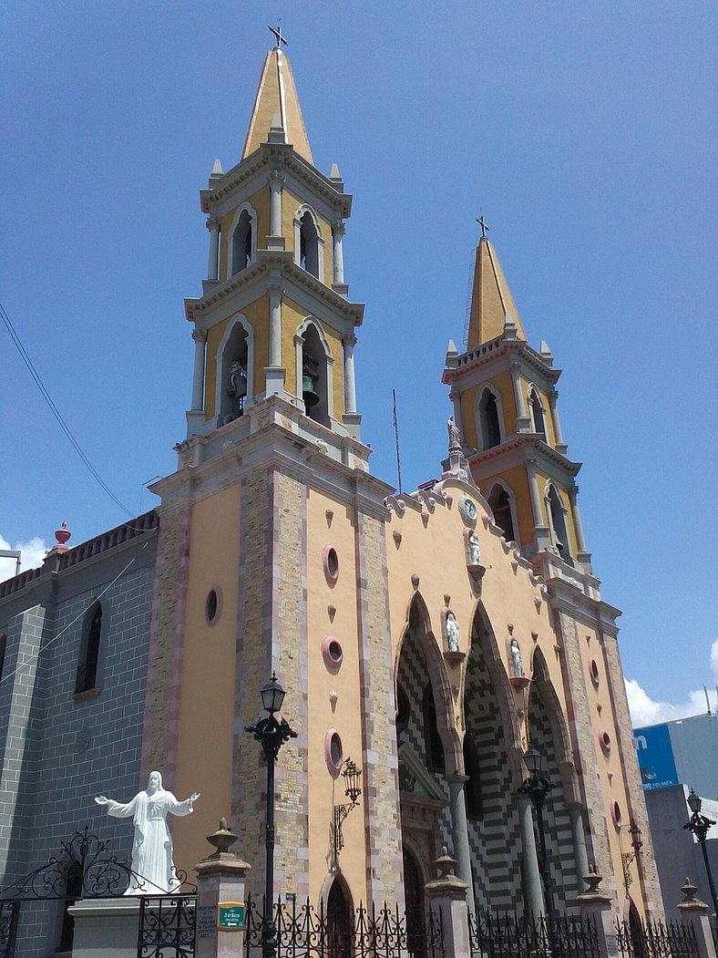 Departamento en Mazatlan con vista al mar en el malecón #12A